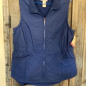 Blue Mountain quilted Ladies Vest, new with tags, size Small